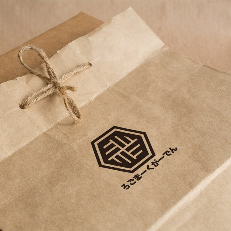 和風ロゴ 三崩しのデザイン01841使用見本｜紙袋