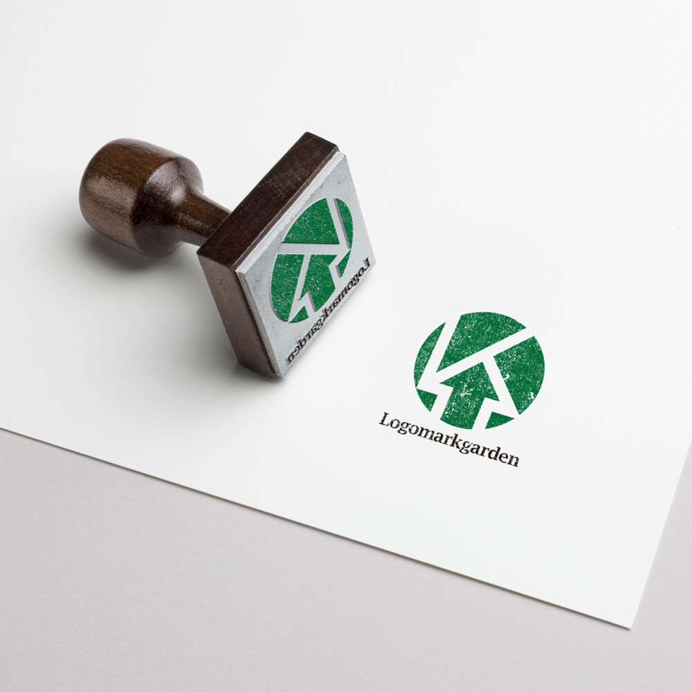 円形と矢印が作り出すKのローマ字ロゴ|ロゴ販売番号01881 4 ローマ字ロゴ01881使用見本|受付サイン