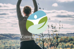 人と手のひらの健康ロゴ0273